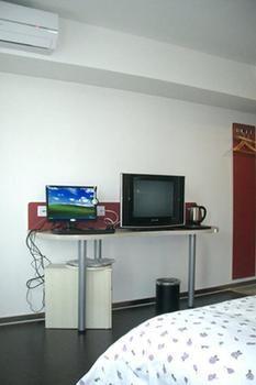 A9 Motel 159 Shanghai Exteriör bild